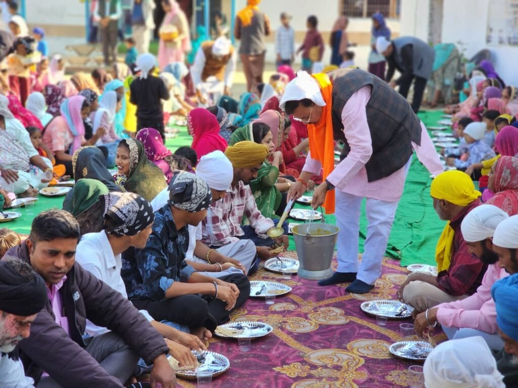 स्वर्गीय पंडित राम सुमेर शुक्ल जी की 110वीं जयंती पर भव्य आयोजन